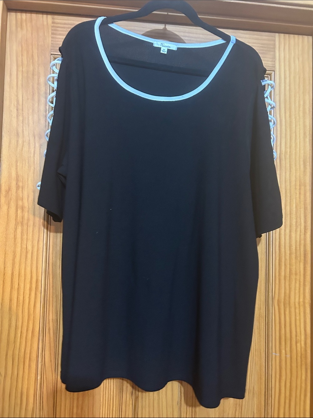 Black Short Sleeve Scoop Neck Top with White and Lace-Up Sleeves